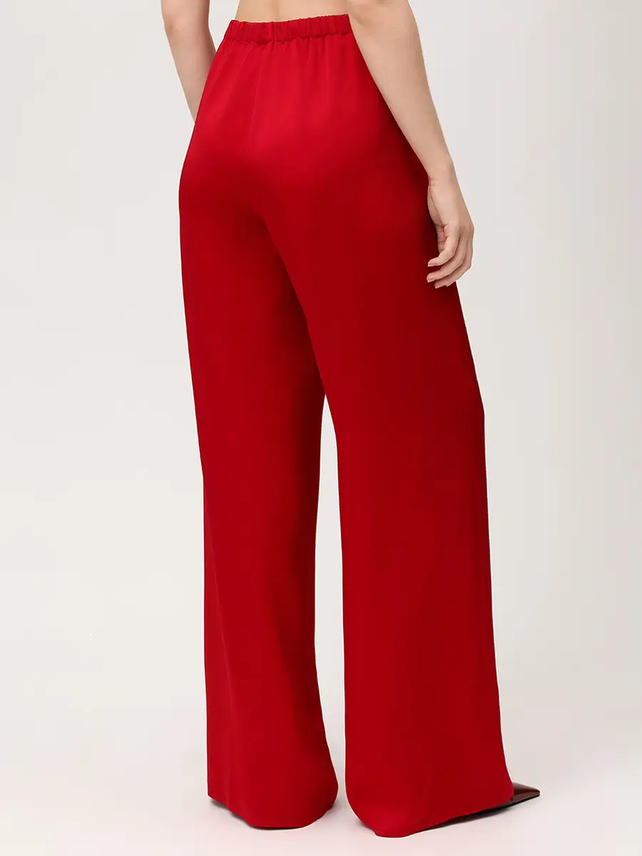 Костюм однотонный