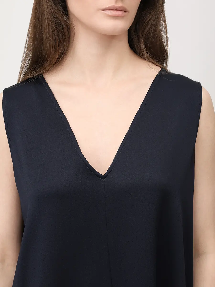 Костюм однотонный