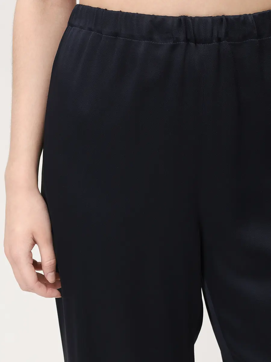 Костюм однотонный