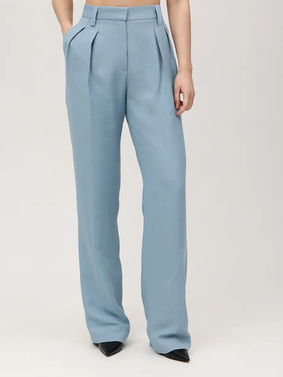 Костюм-тройка из вискозы и льна