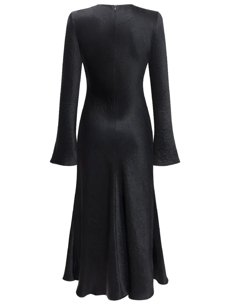 Платье из жатого атласа