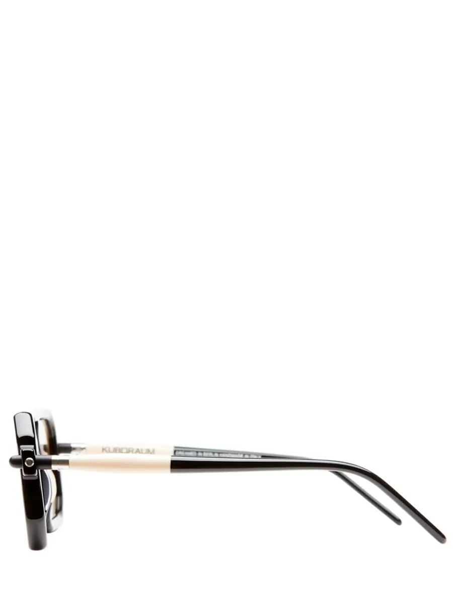 Очки солнцезащитные