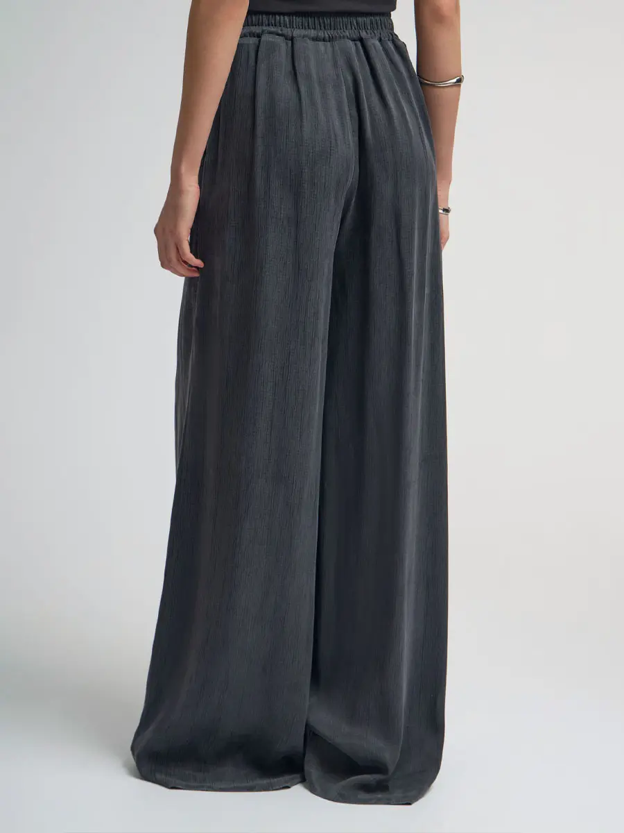 Брюки однотонные