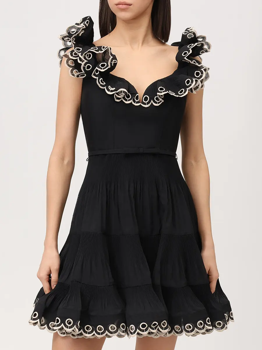 Платье с оборками