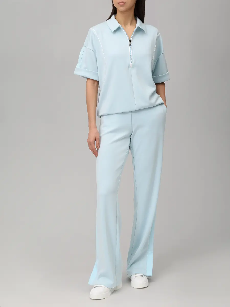 Костюм однотонный