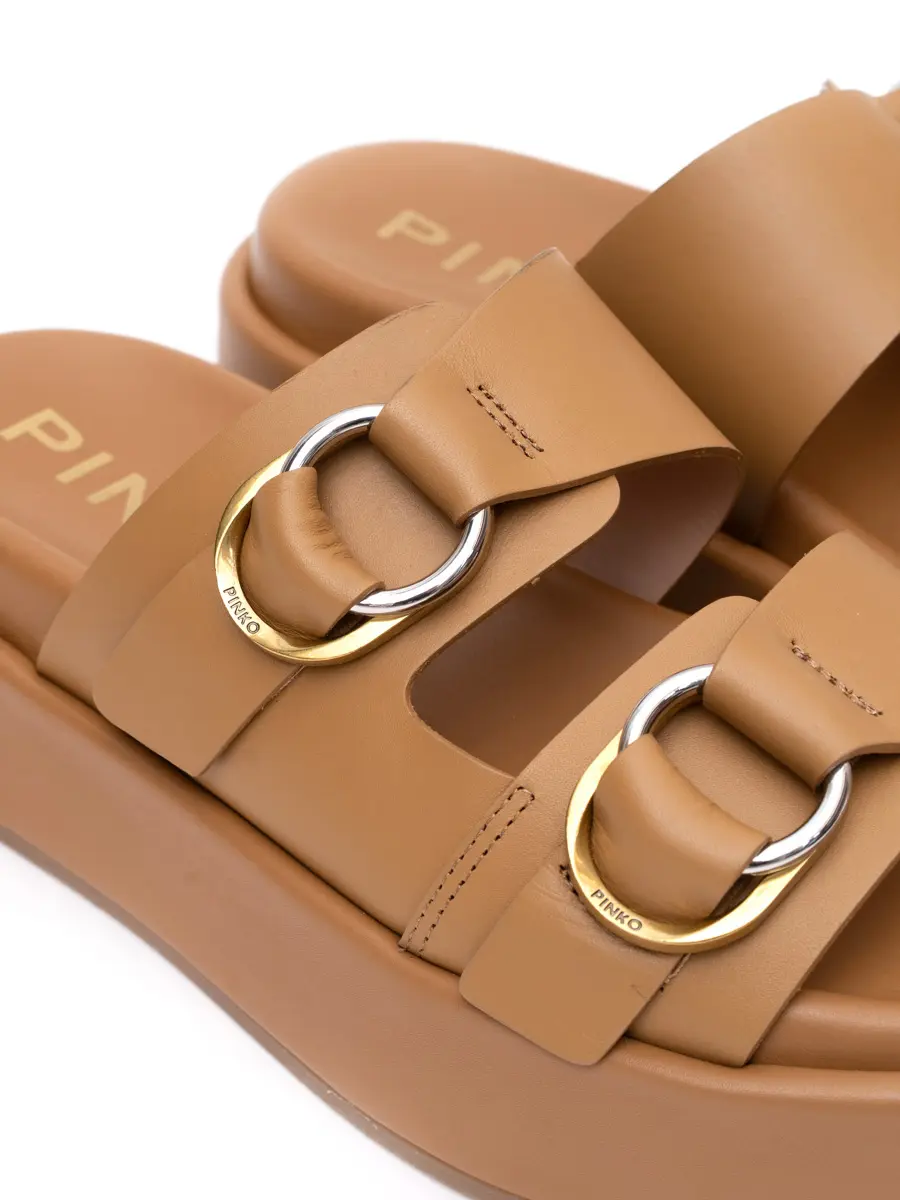 Шлепанцы кожаные