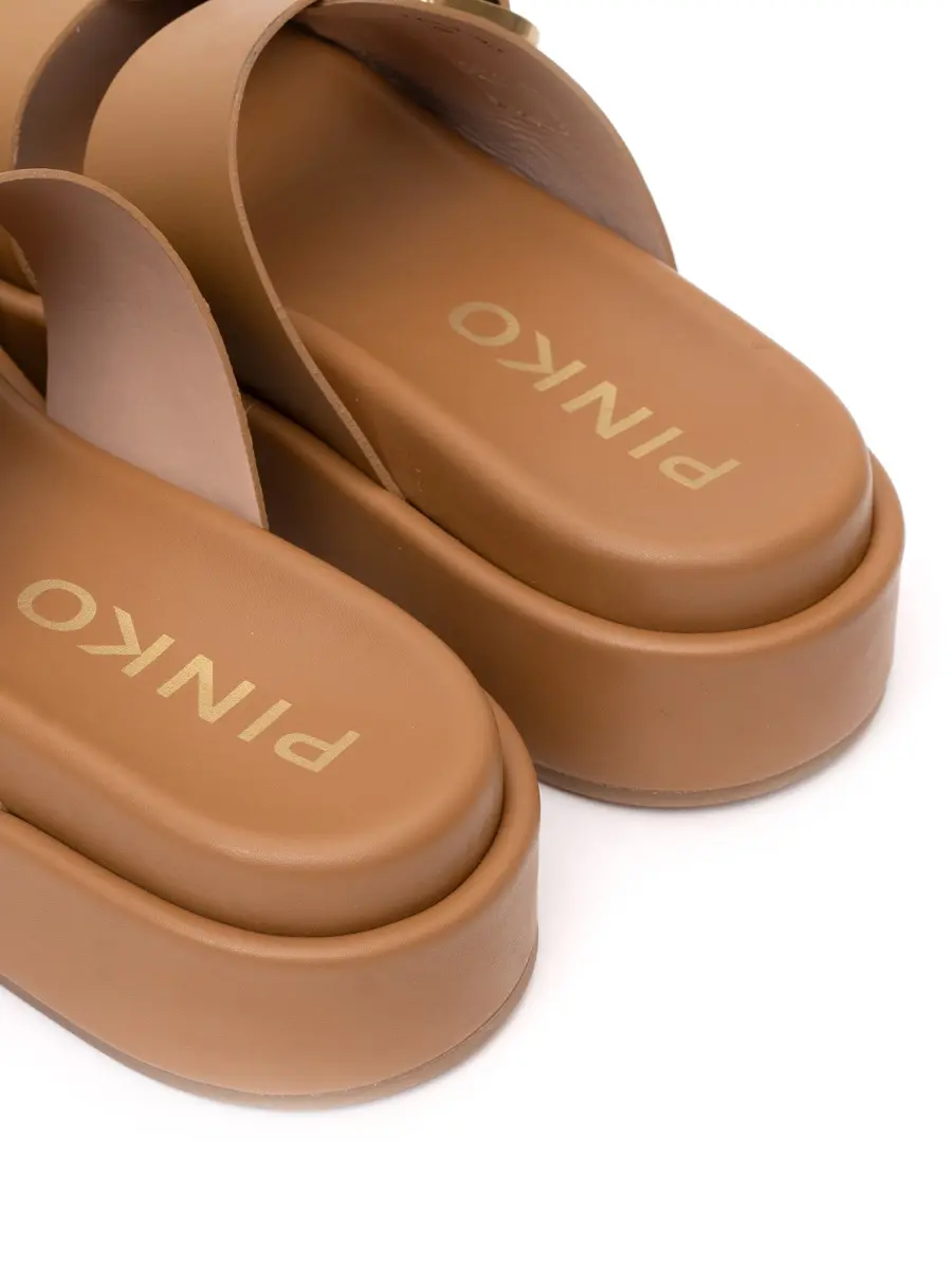 Шлепанцы кожаные