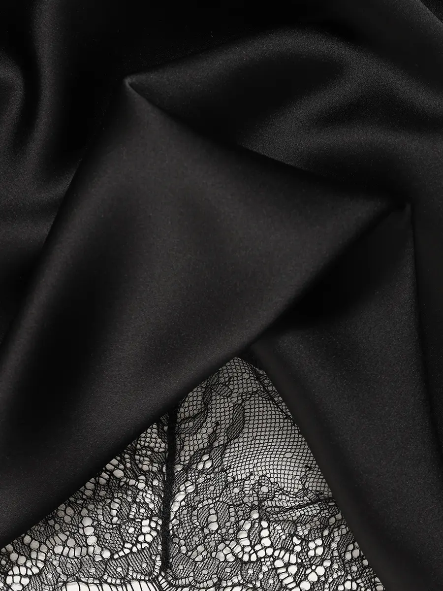 Топ с кружевом