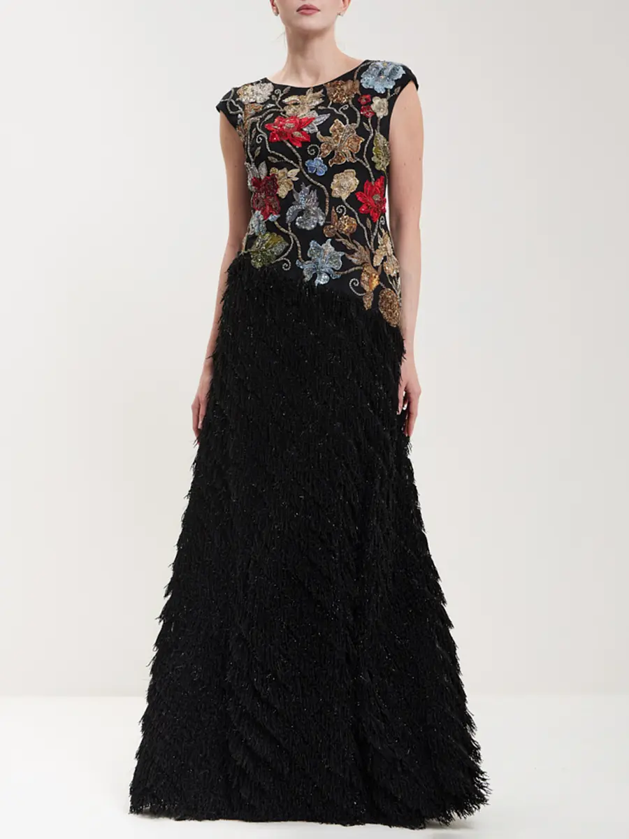 Платье с ручной вышивкой