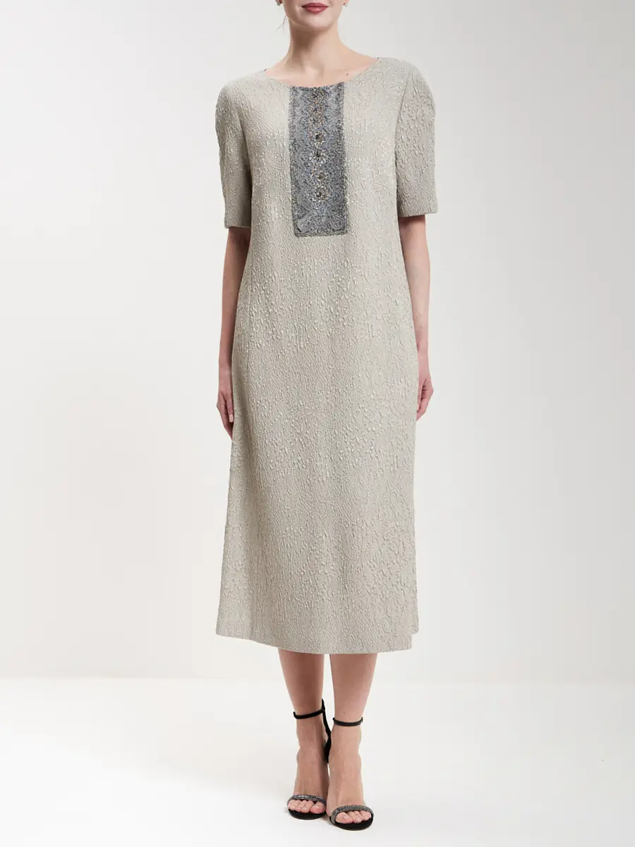 Платье с вышивкой бисером