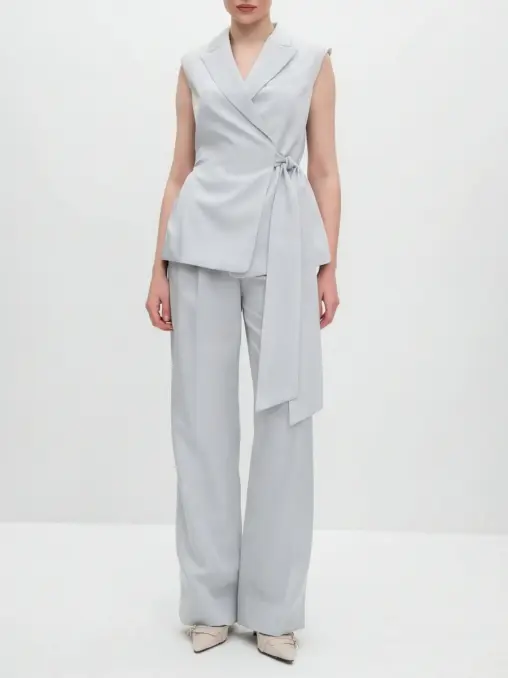 Жилет однотонный EMILIA DELL'ORO