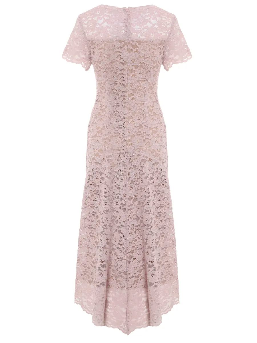 Платье из кружева