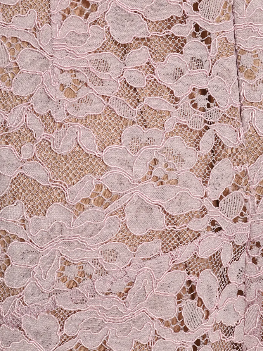 Платье из кружева