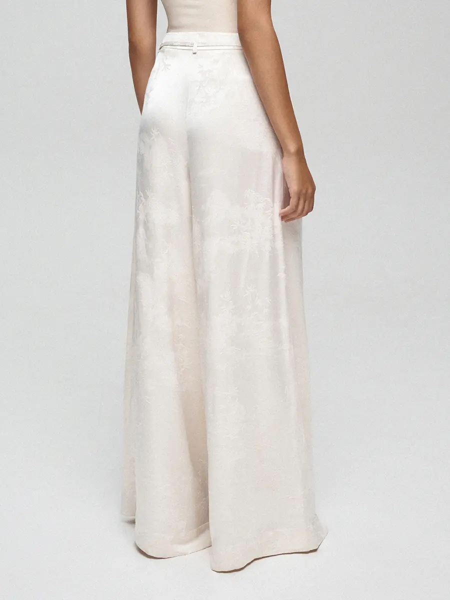 Брюки из вискозы и льна