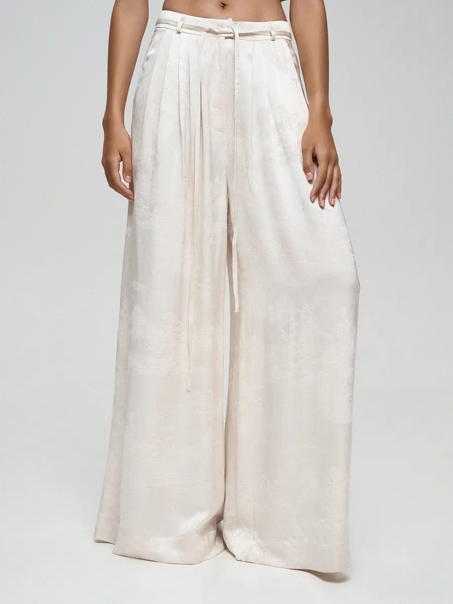 Брюки из вискозы и льна