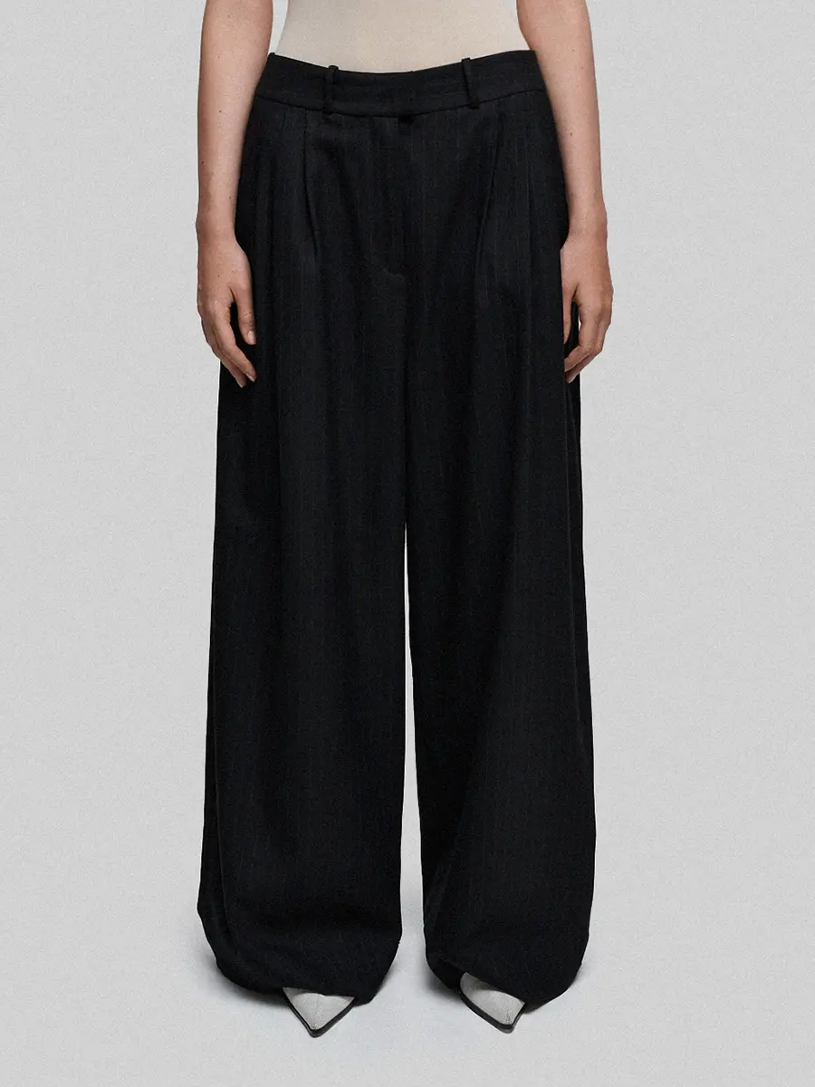 Брюки в полоску