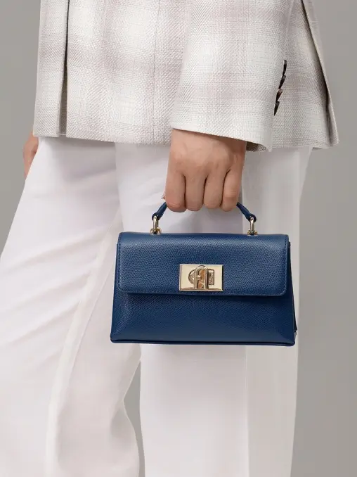 Сумка кожаная FURLA