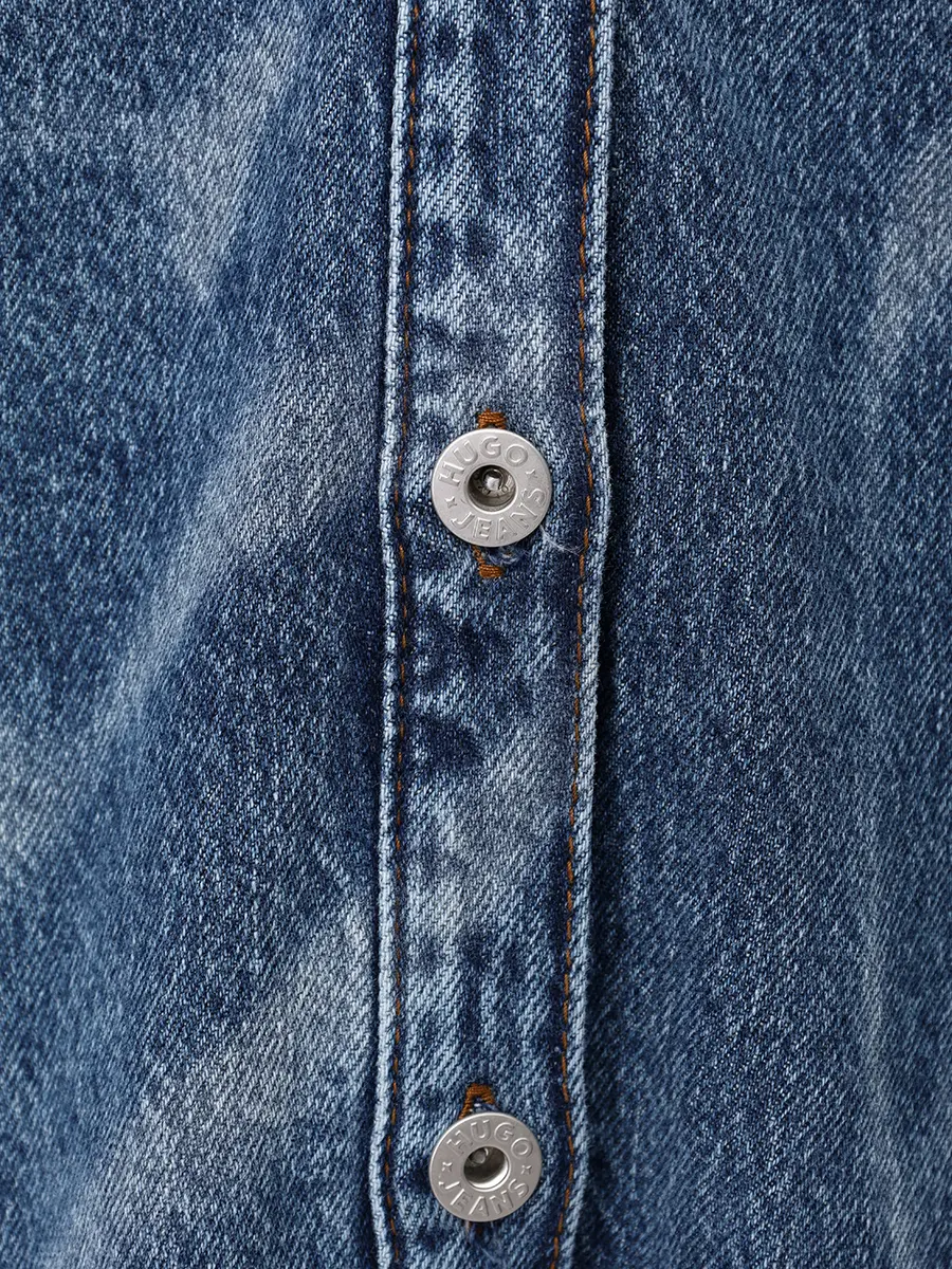 Куртка джинсовая