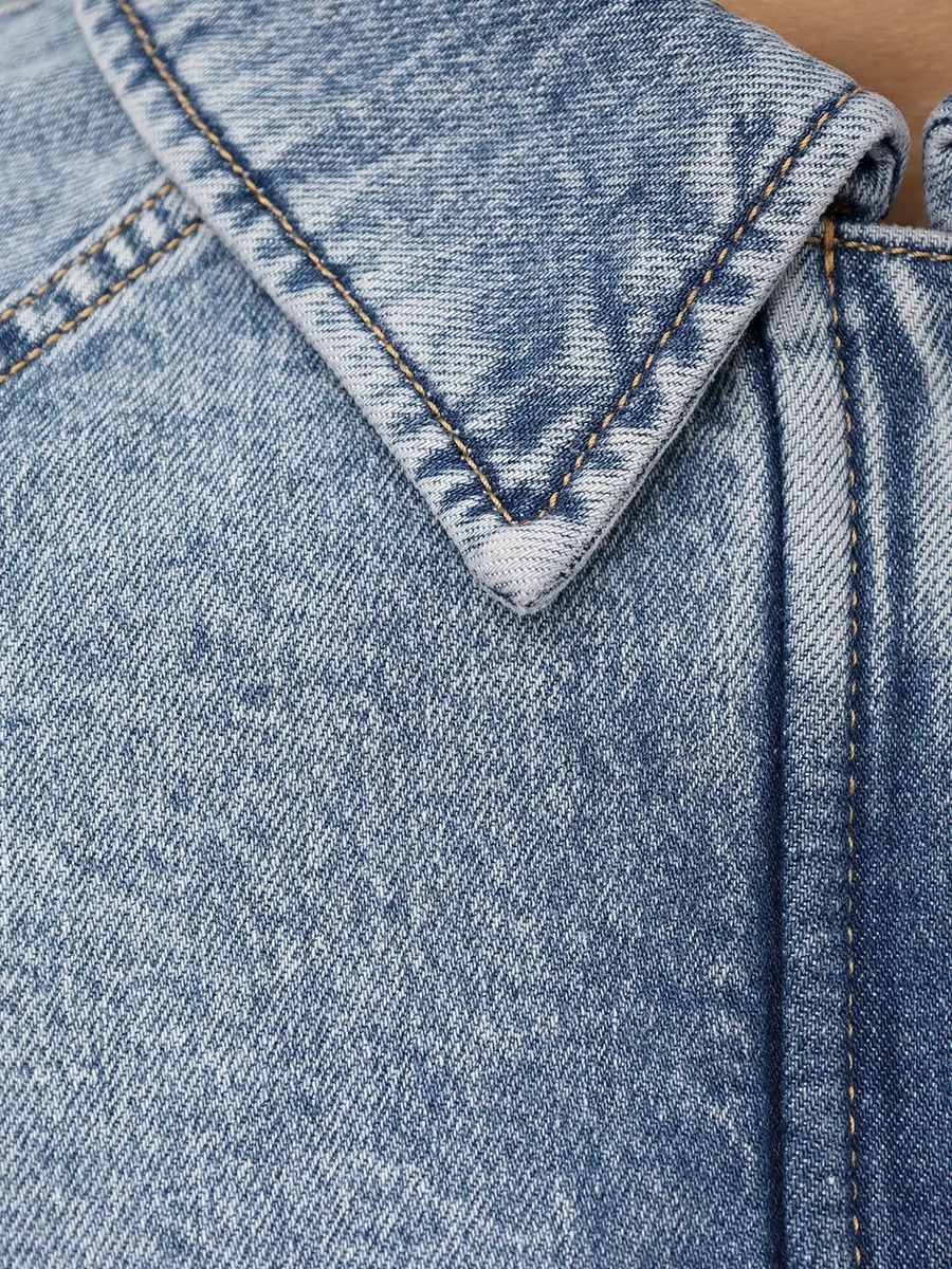 Куртка джинсовая