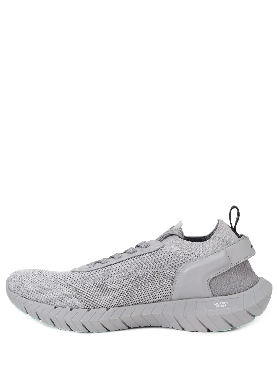 Кроссовки текстильные