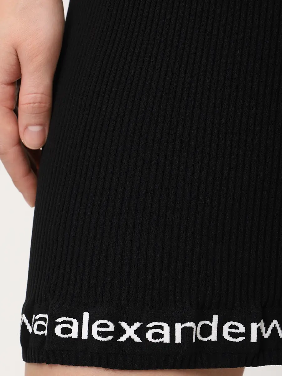 Платье однотонное