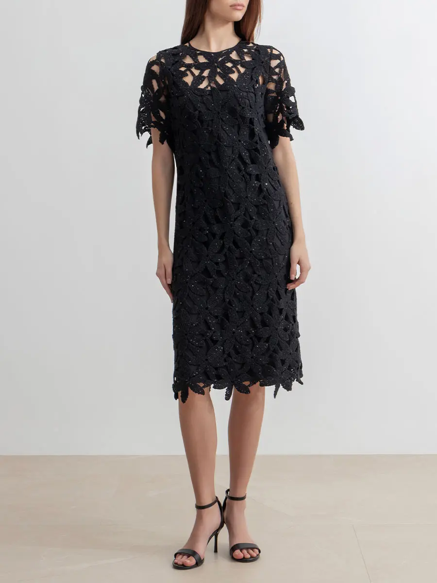 Платье кружевное