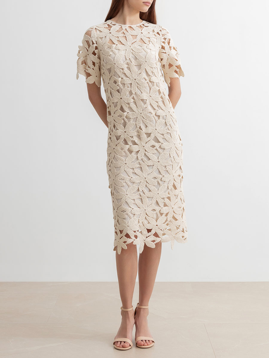 Платье кружевное