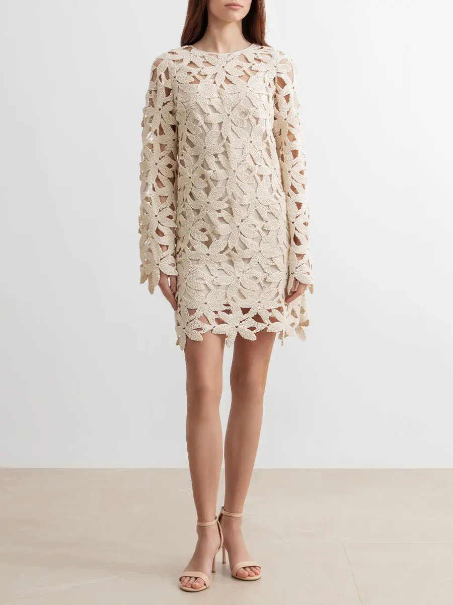 Платье кружевное