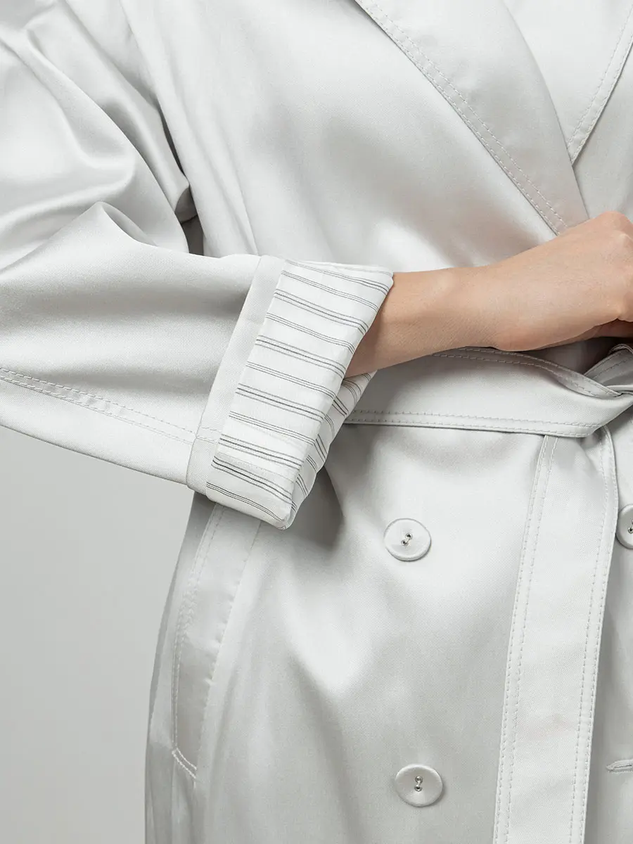 Плащ однотонный