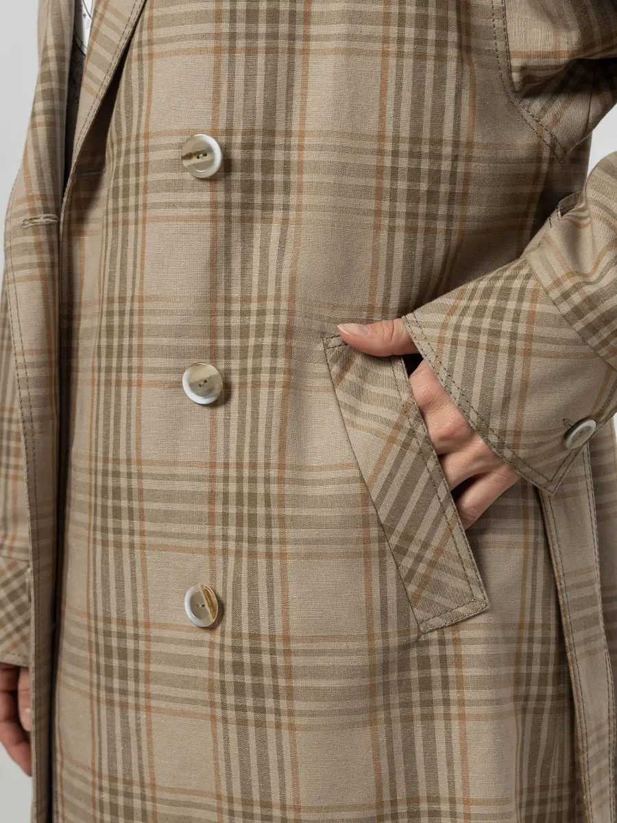 Плащ в клетку