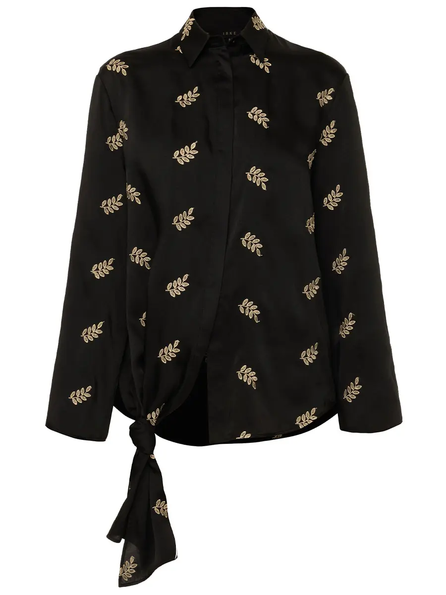 Рубашка с вышивкой