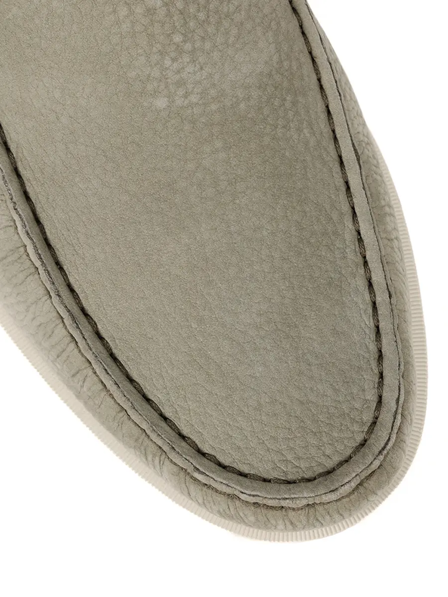 Лоферы из нубука