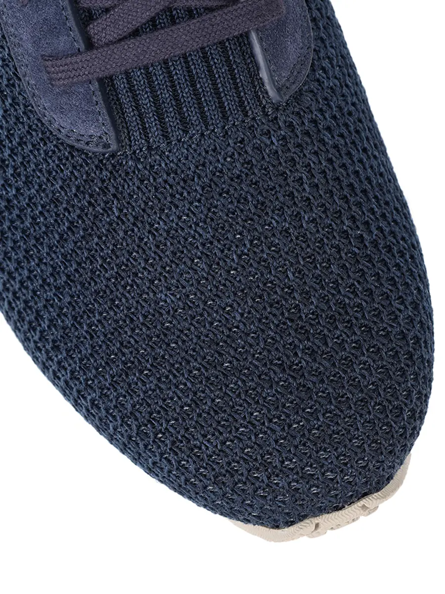 Кроссовки текстильные