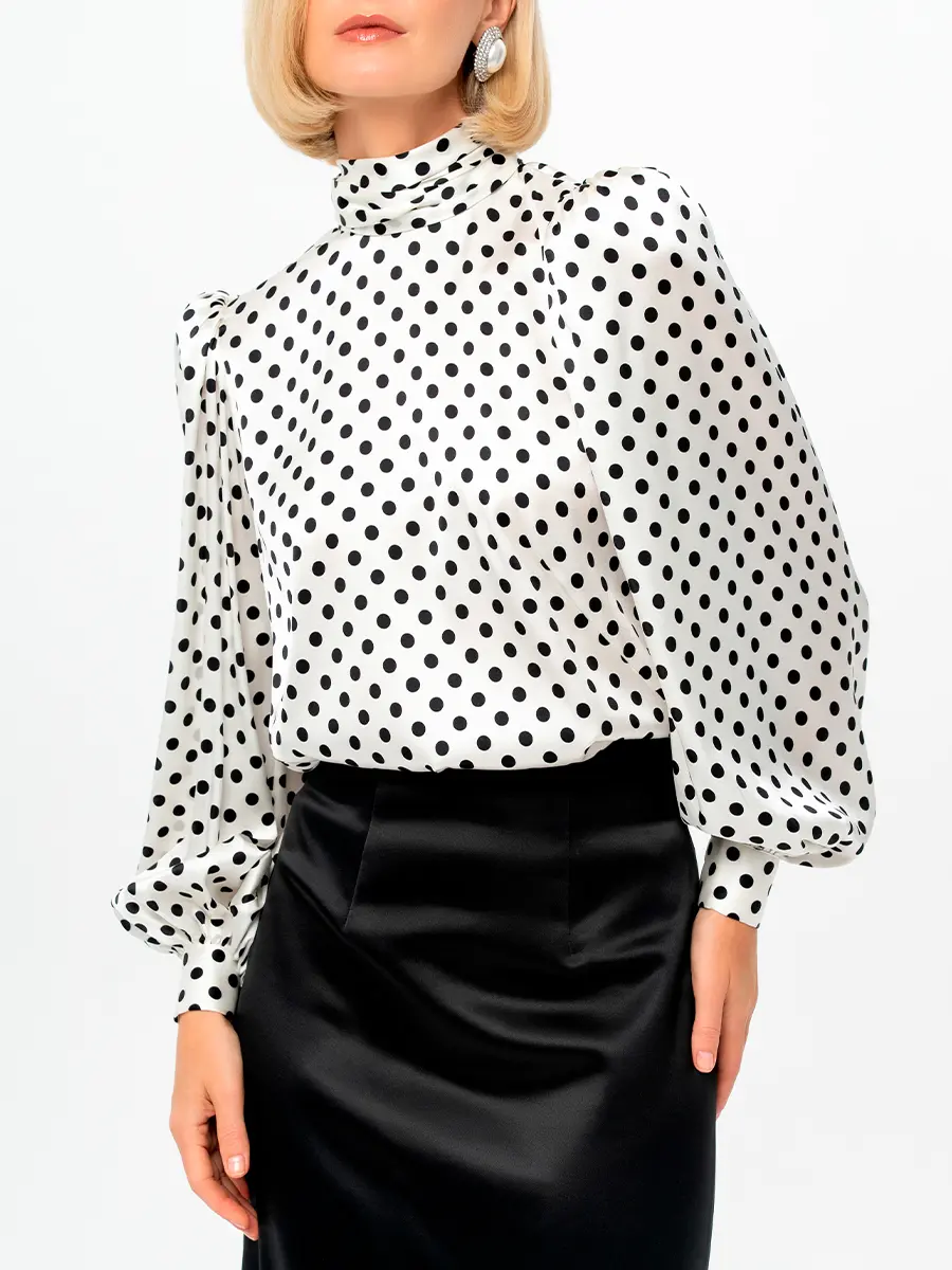 Блузка с завязками