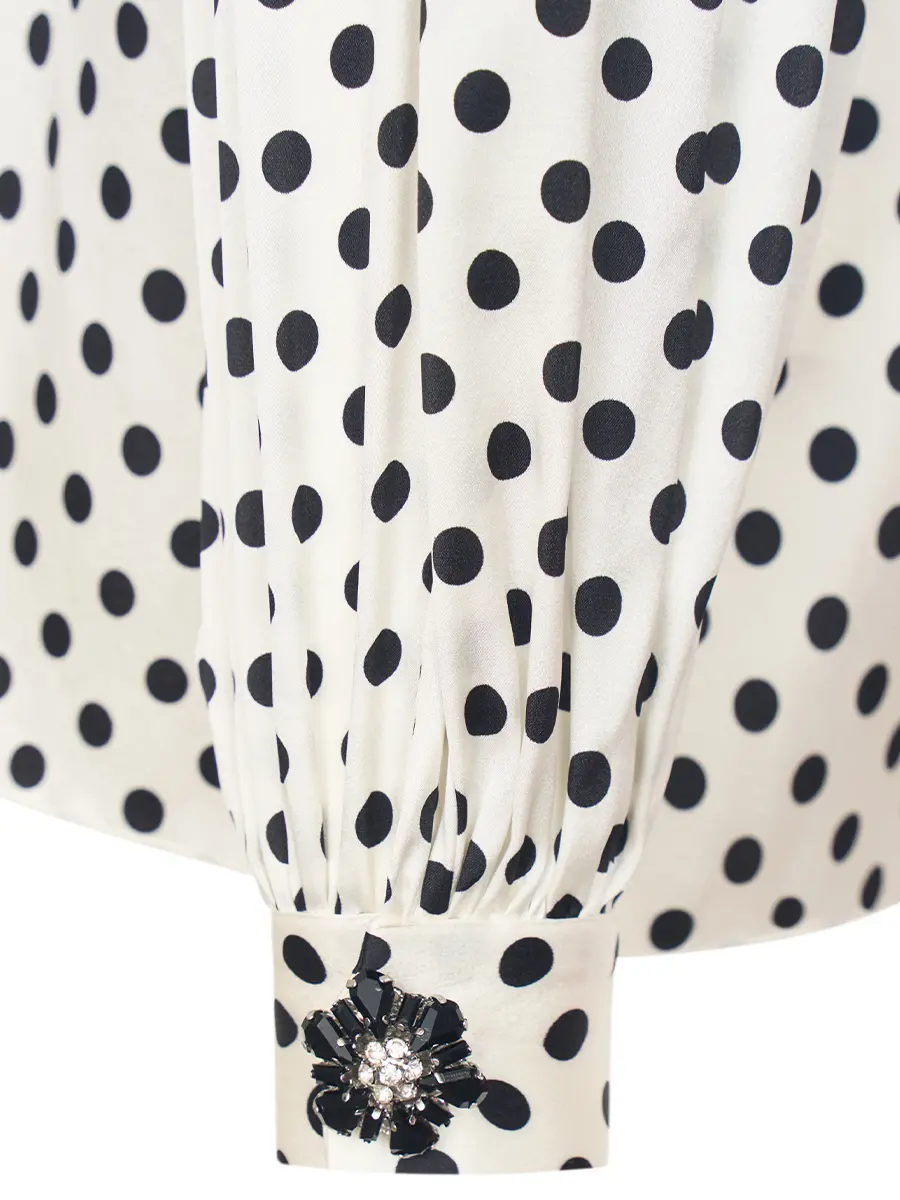 Блузка с завязками