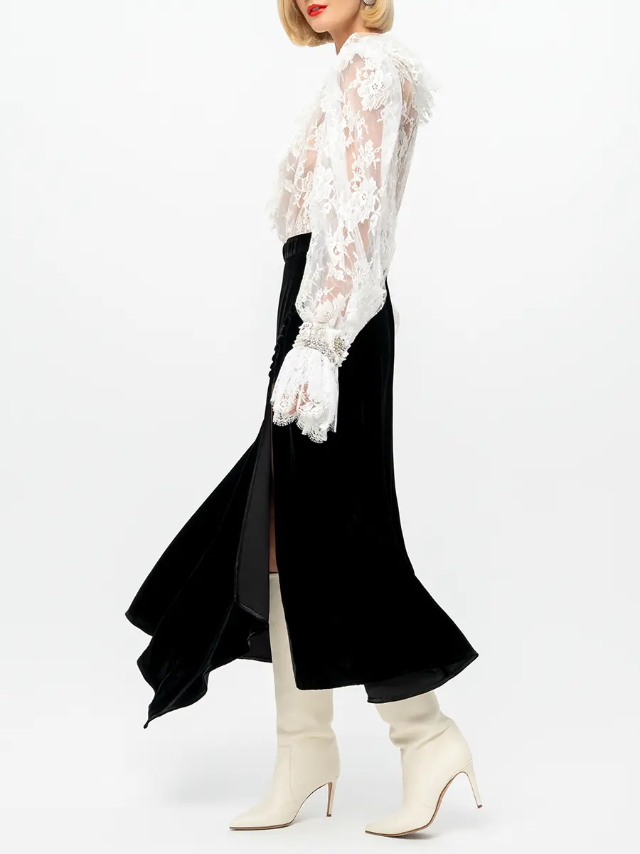 Платье с кружевом