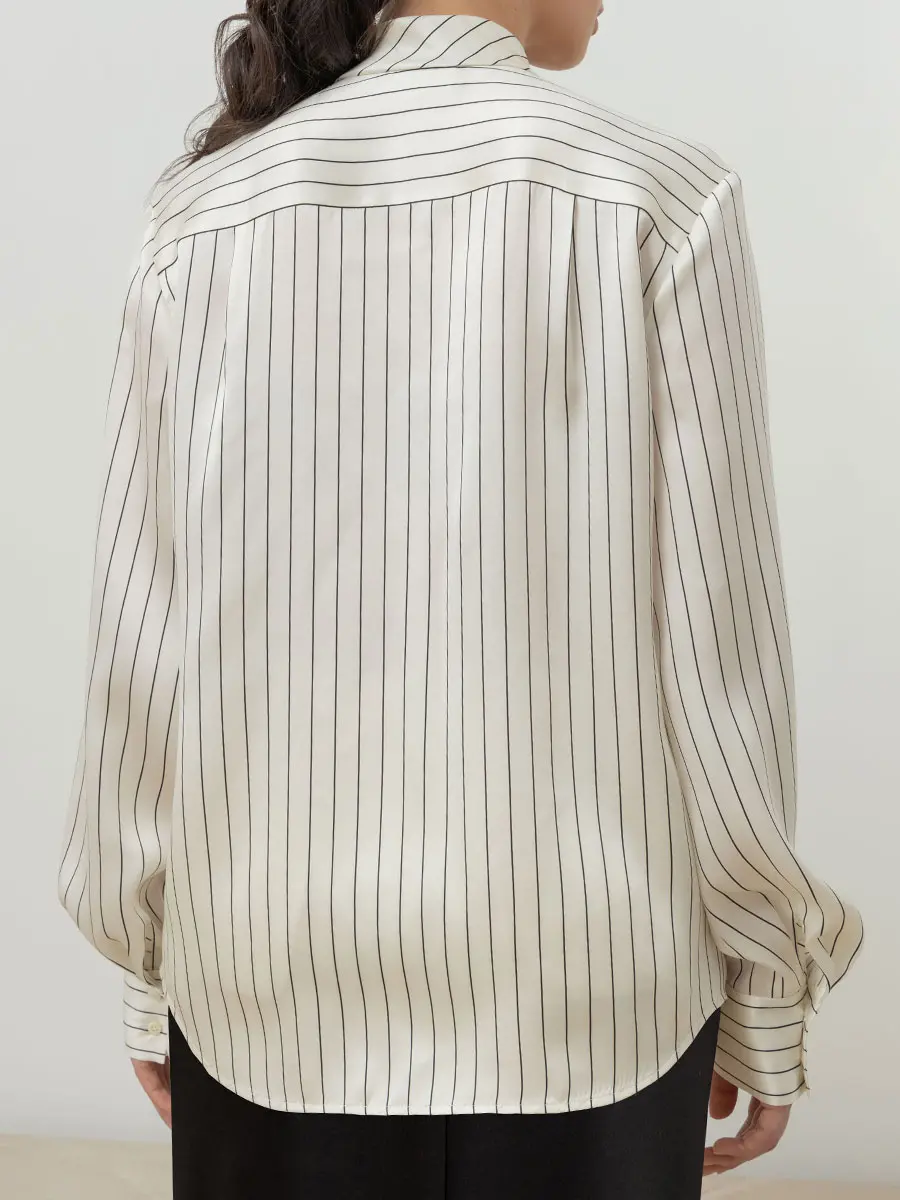 Блуза шелковая