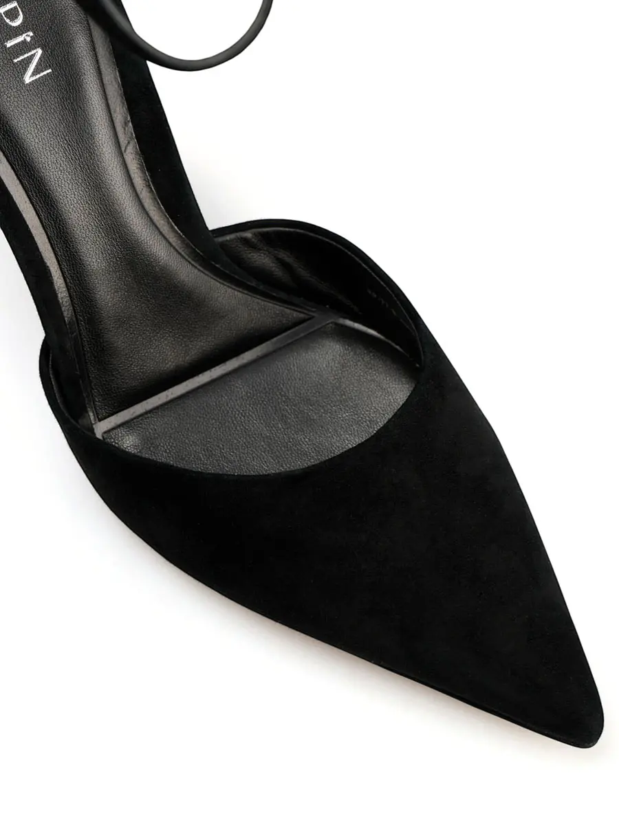 Босоножки замшевые