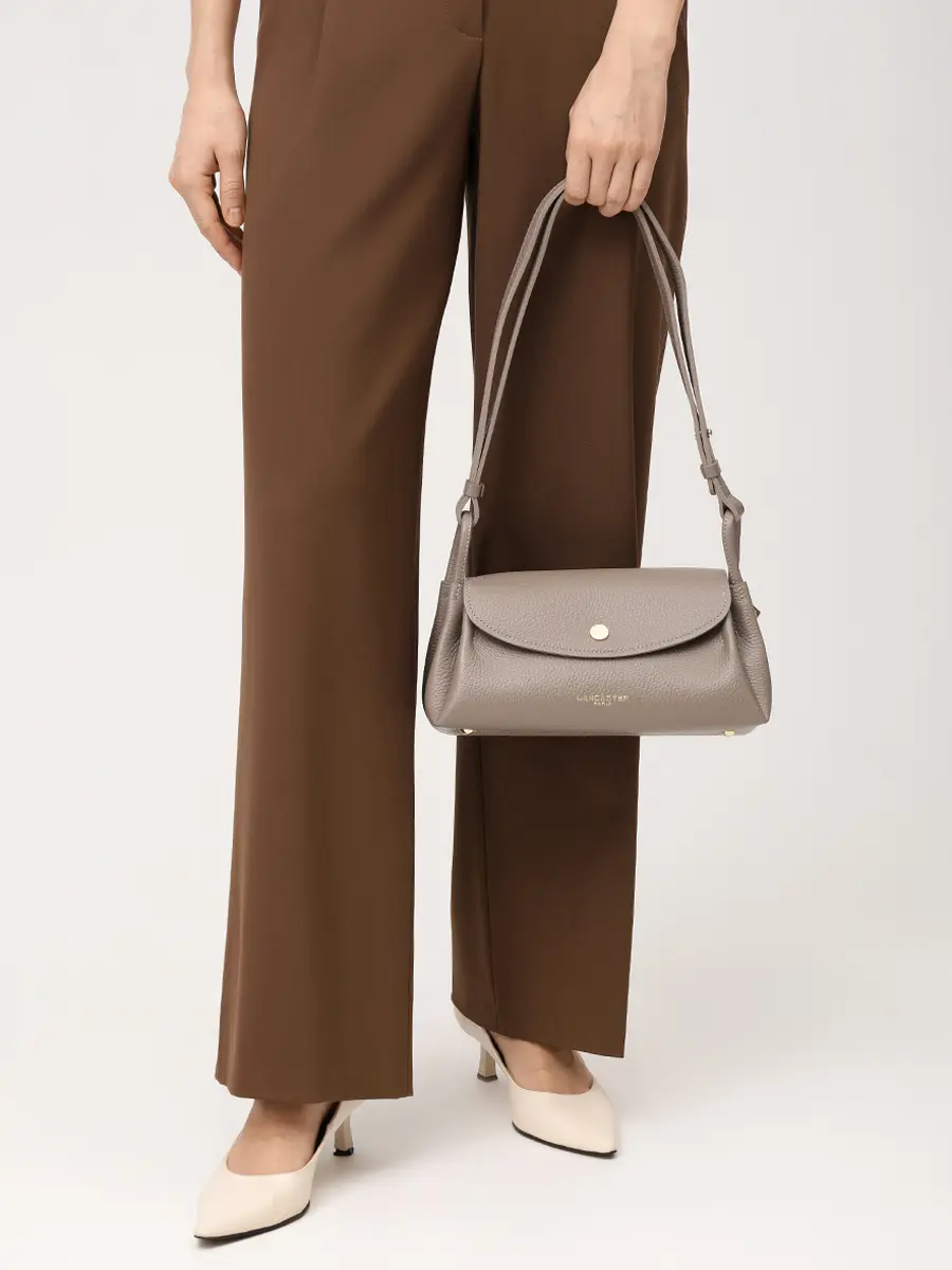 Сумка кожаная