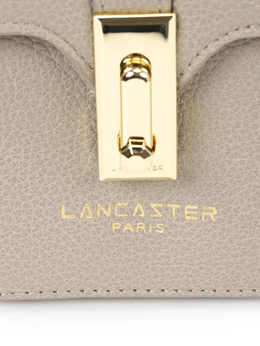 Сумка кожаная