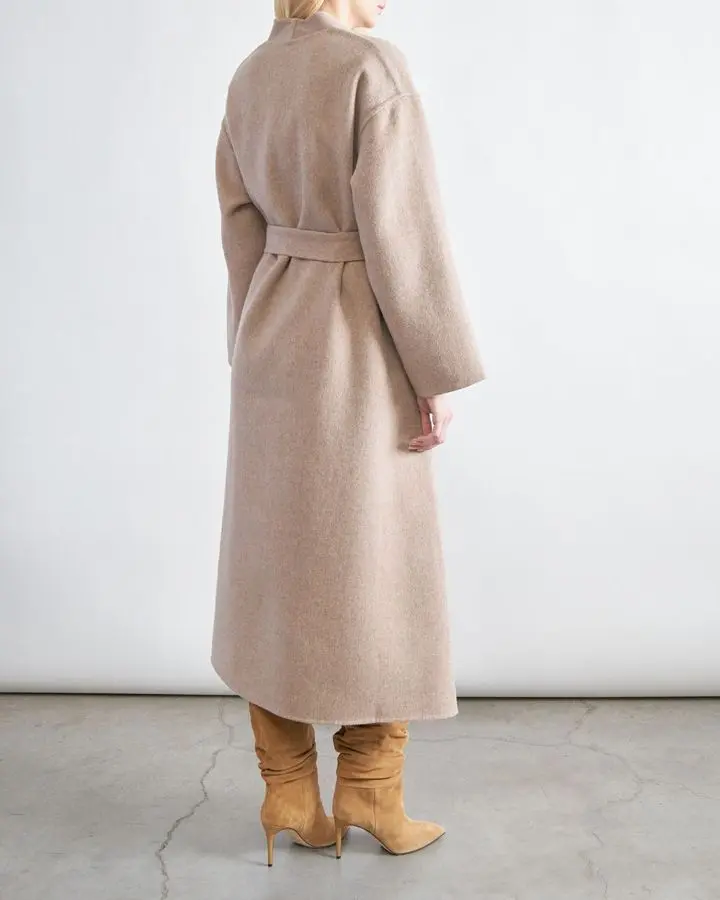 Пальто шерстяное