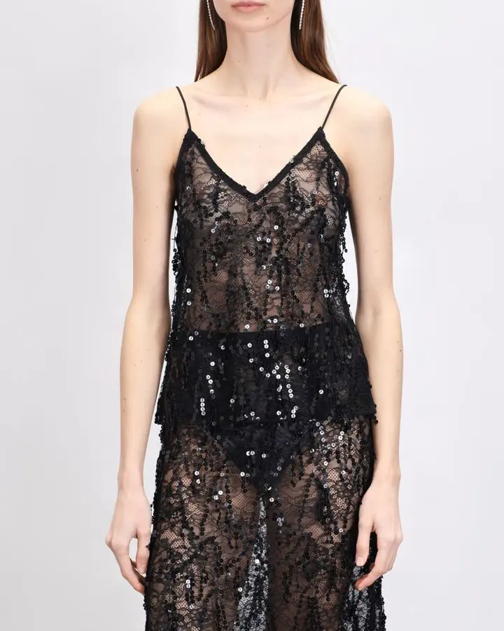 Топ из кружева