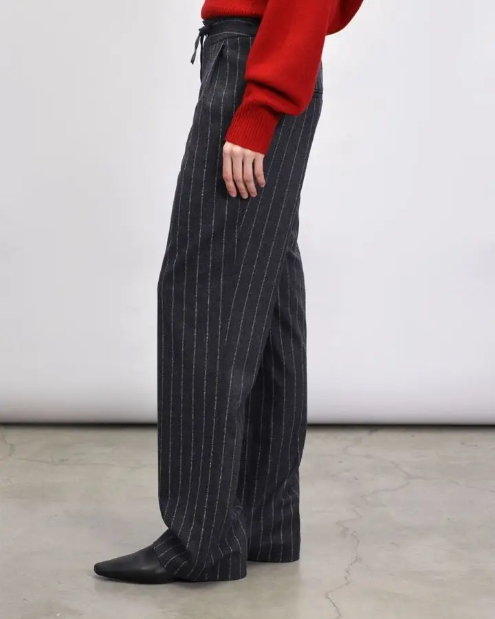 Брюки шерстяные