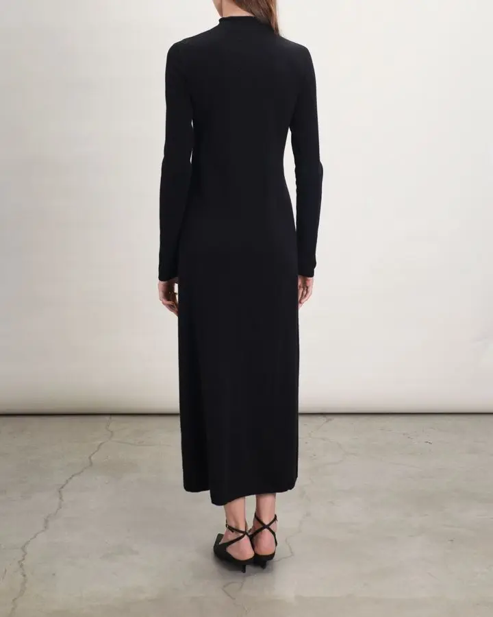 Платье шерстяное