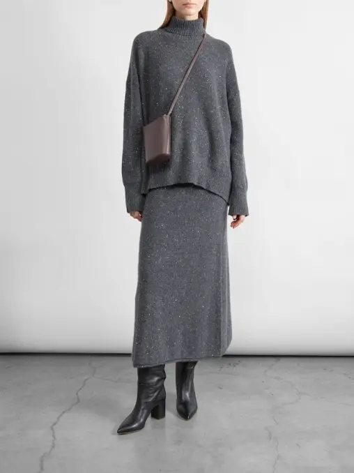 Свитер ADDICTED