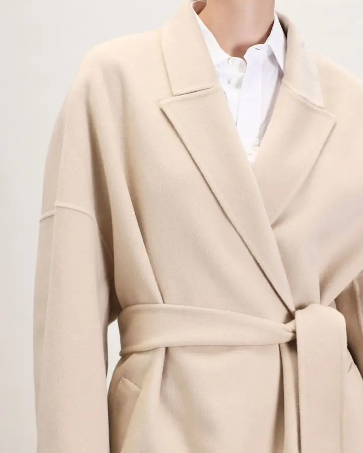 Пальто шерстяное