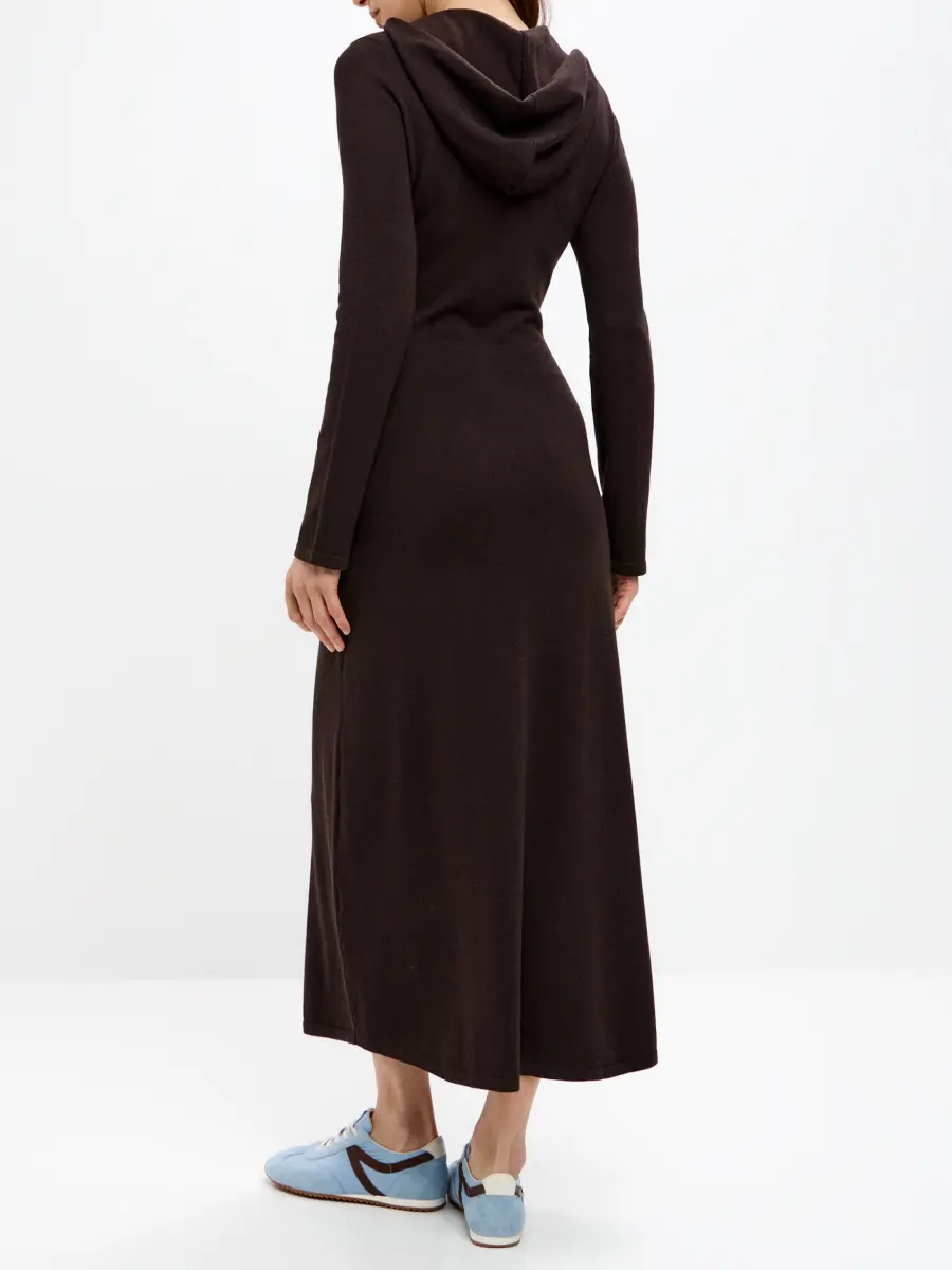 Платье однотонное