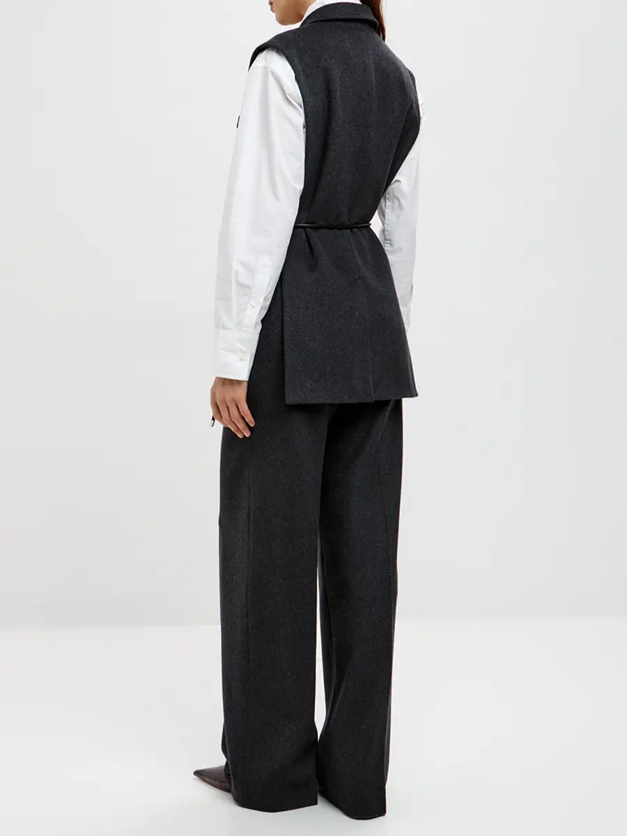 Жилет шерстяной