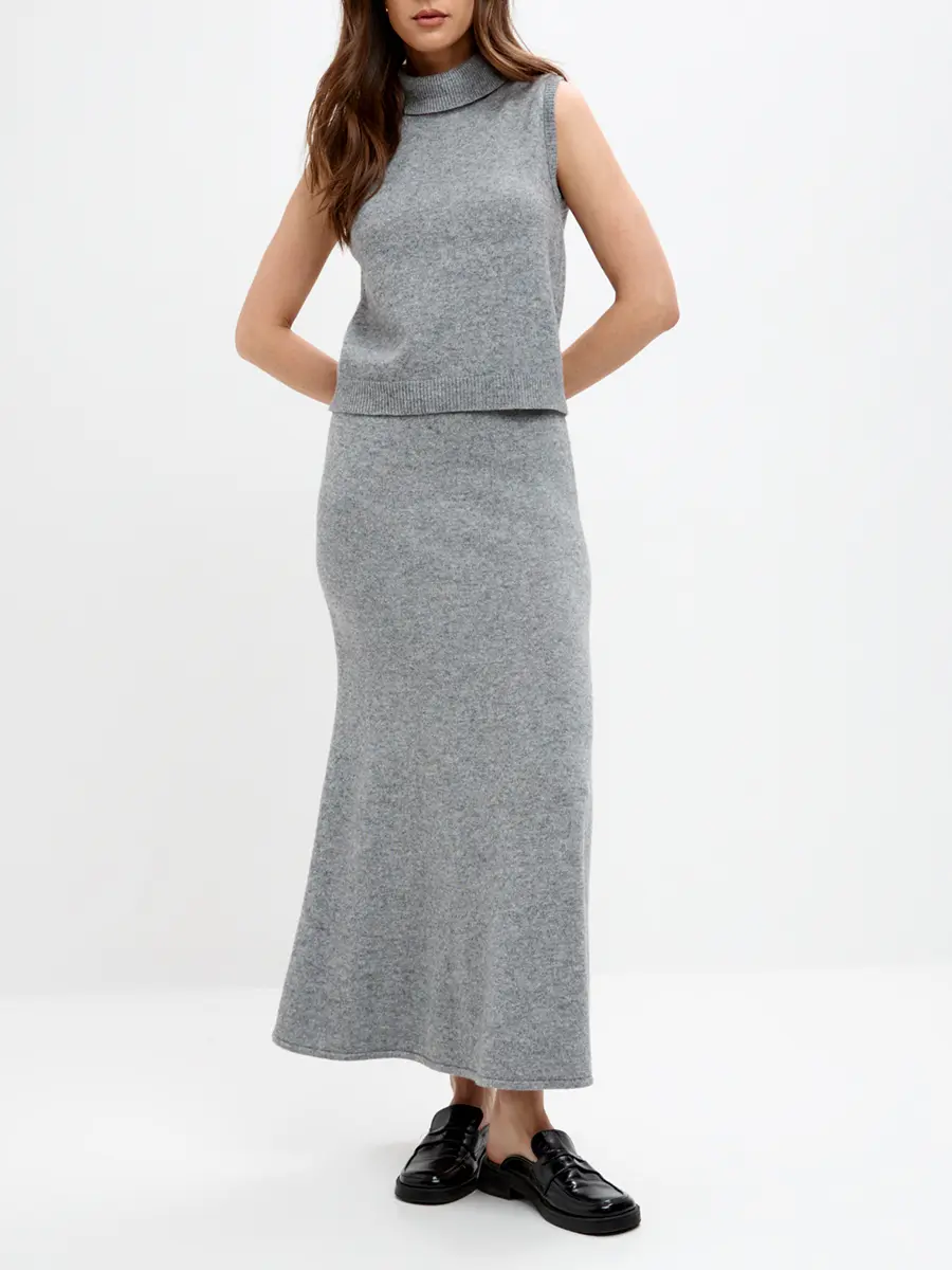 Жилет из вискозы