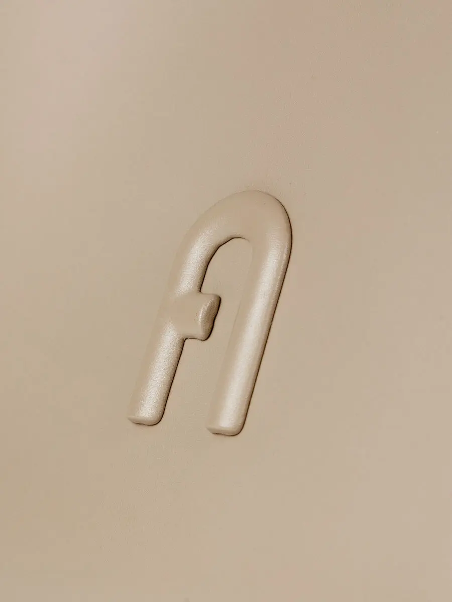 Сумка из кожи